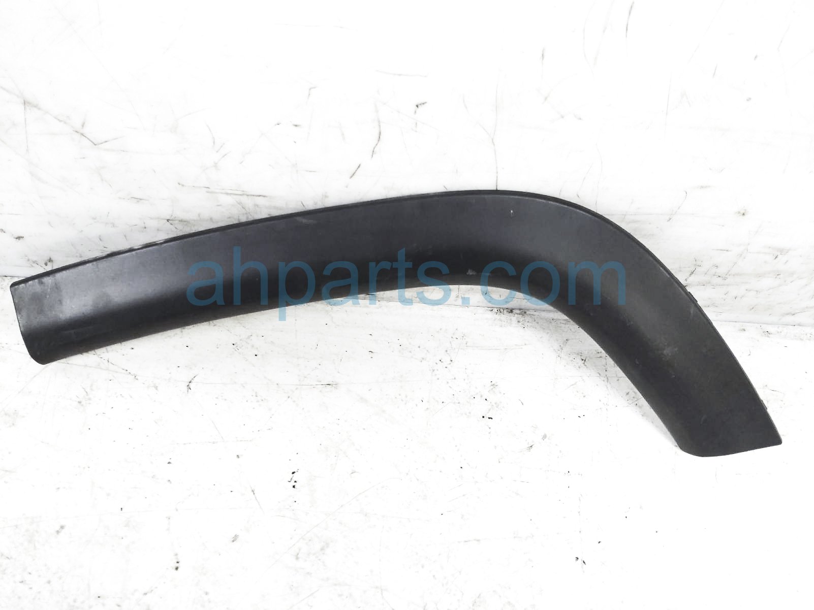 $20 Jeep RR/LH QUARTER MOULDING / FLARE $20 Jeep RR/LH QUARTER MOULDING / FLARE