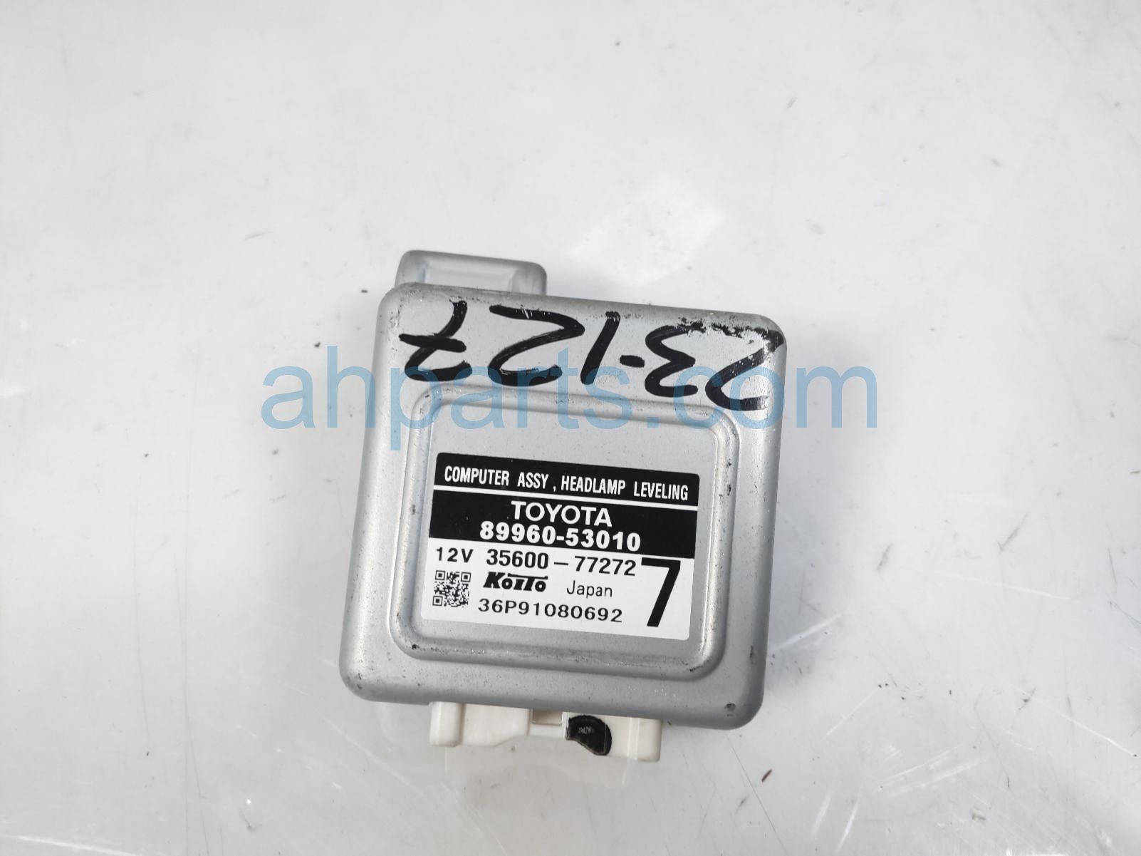$10 Lexus HEADLIGHT CONTROL MODULE $10 Lexus HEADLIGHT CONTROL MODULE