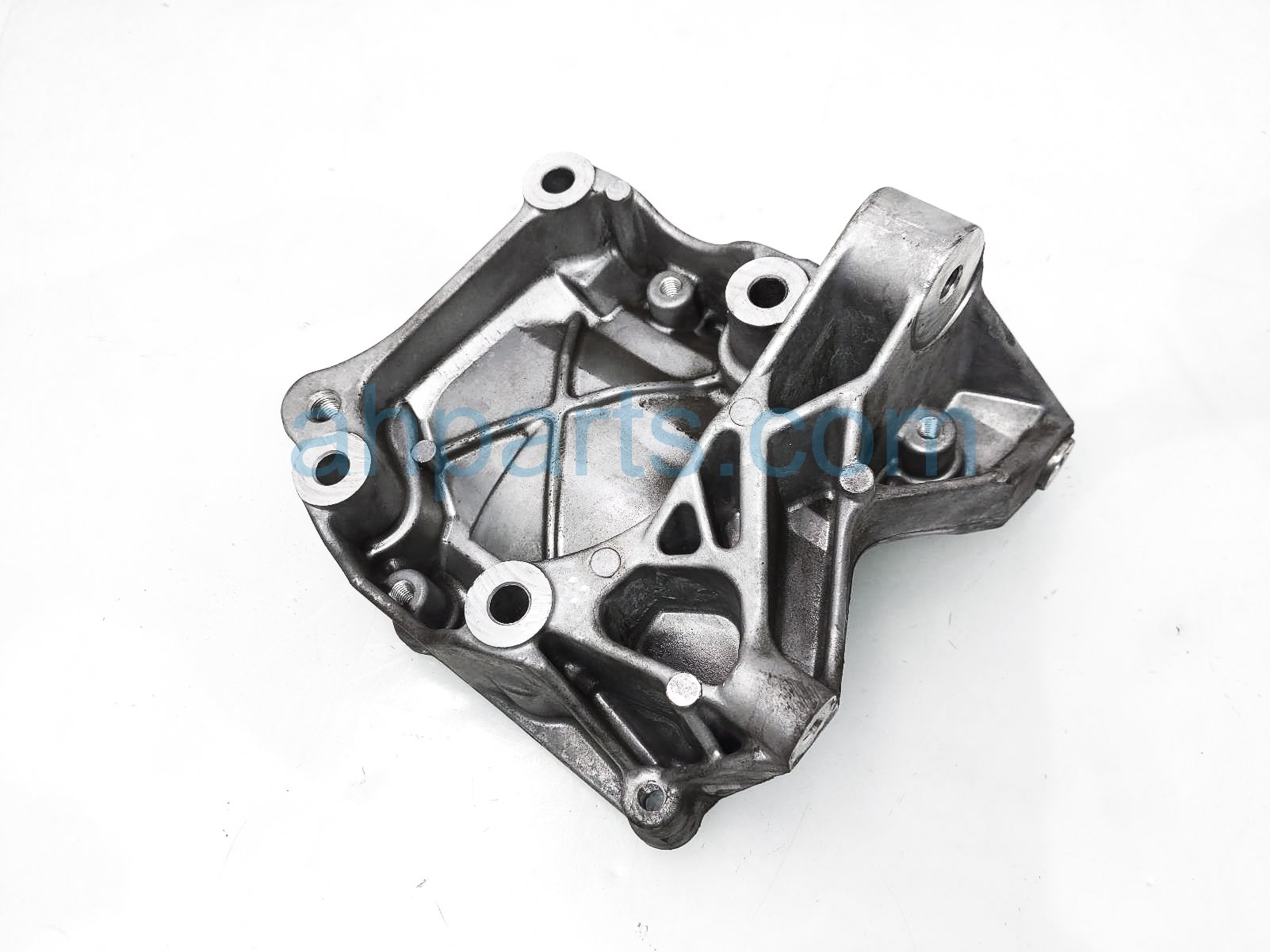 $30 Acura A/C COMPRESSOR MOUNTING BRACKET $30 Acura A/C COMPRESSOR MOUNTING BRACKET