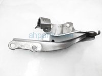 $25 Hyundai RH SIDE HOOD HINGE $25 Hyundai RH SIDE HOOD HINGE