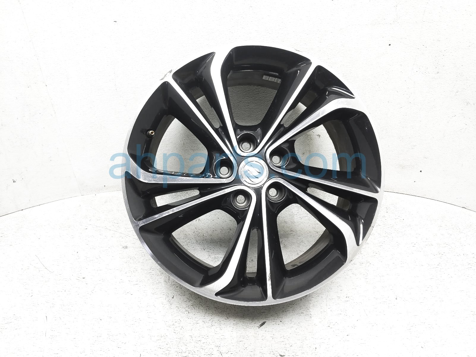 $200 Buick FR/RH WHEEL / RIM - CURB RASH $200 Buick FR/RH WHEEL / RIM - CURB RASH