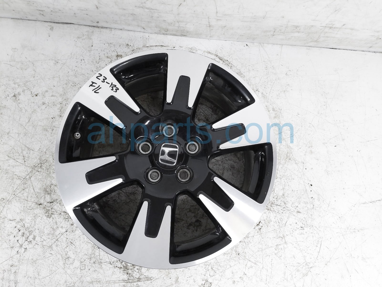 $175 Honda FR/LH WHEEL / RIM $175 Honda FR/LH WHEEL / RIM