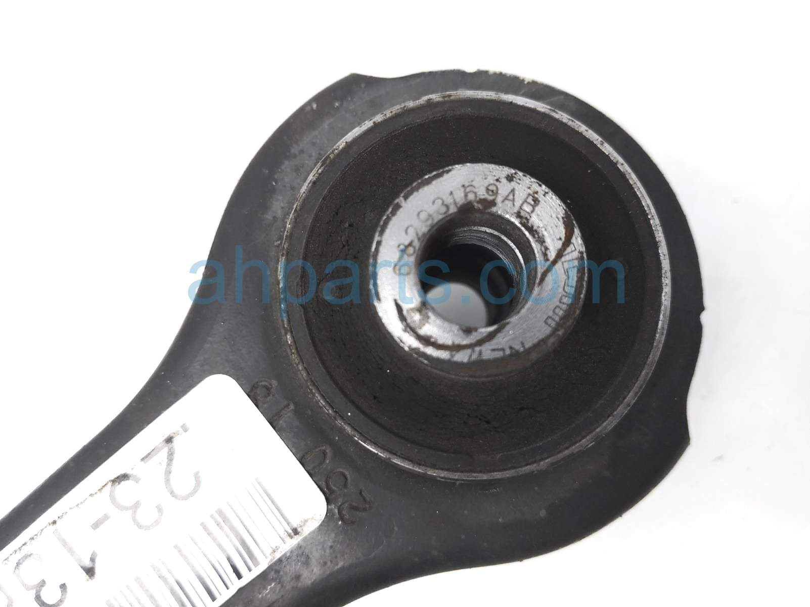 Sold 2019 Chrysler Pacifica Lower Rear Driver Lateral Control Arm 68579813AA Replacement Sold 2019 Chrysler Pacifica Lower Rear Driver Lateral Control Arm 68579813AA Replacement thumbnail