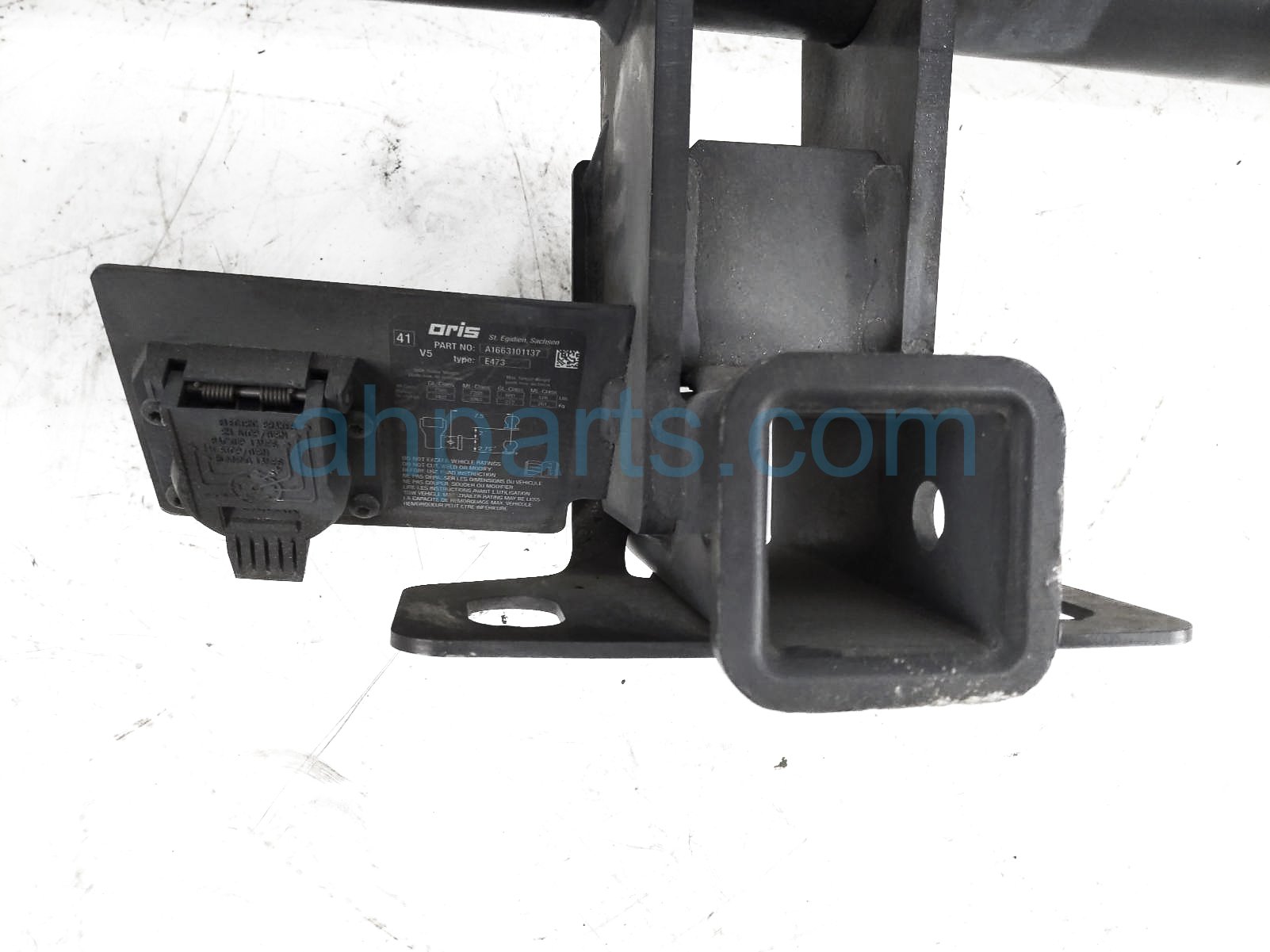 2014 Mercedes Ml350 Rear Tow Hitch 166 310 11 37