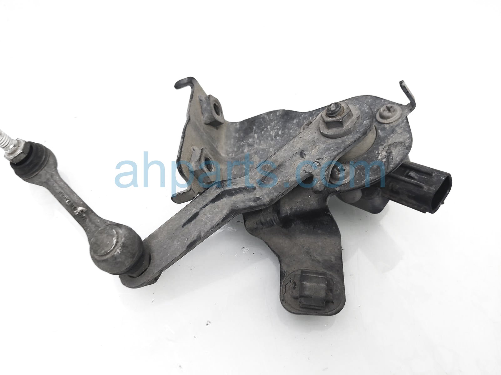 $45 Lexus RR/LH SUSPENSION HEIGHT SENSOR $45 Lexus RR/LH SUSPENSION HEIGHT SENSOR