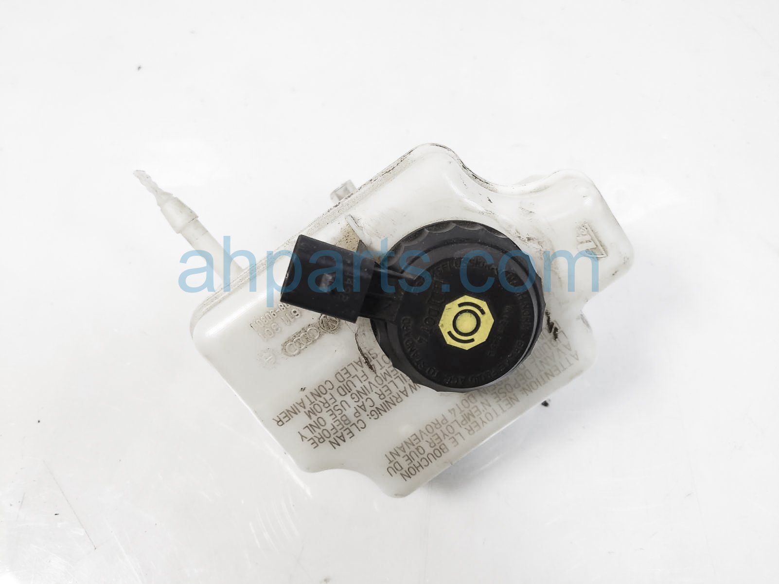 $35 Audi BRAKE MASTER CYLINDER RESERVOIR - S $35 Audi BRAKE MASTER CYLINDER RESERVOIR - S