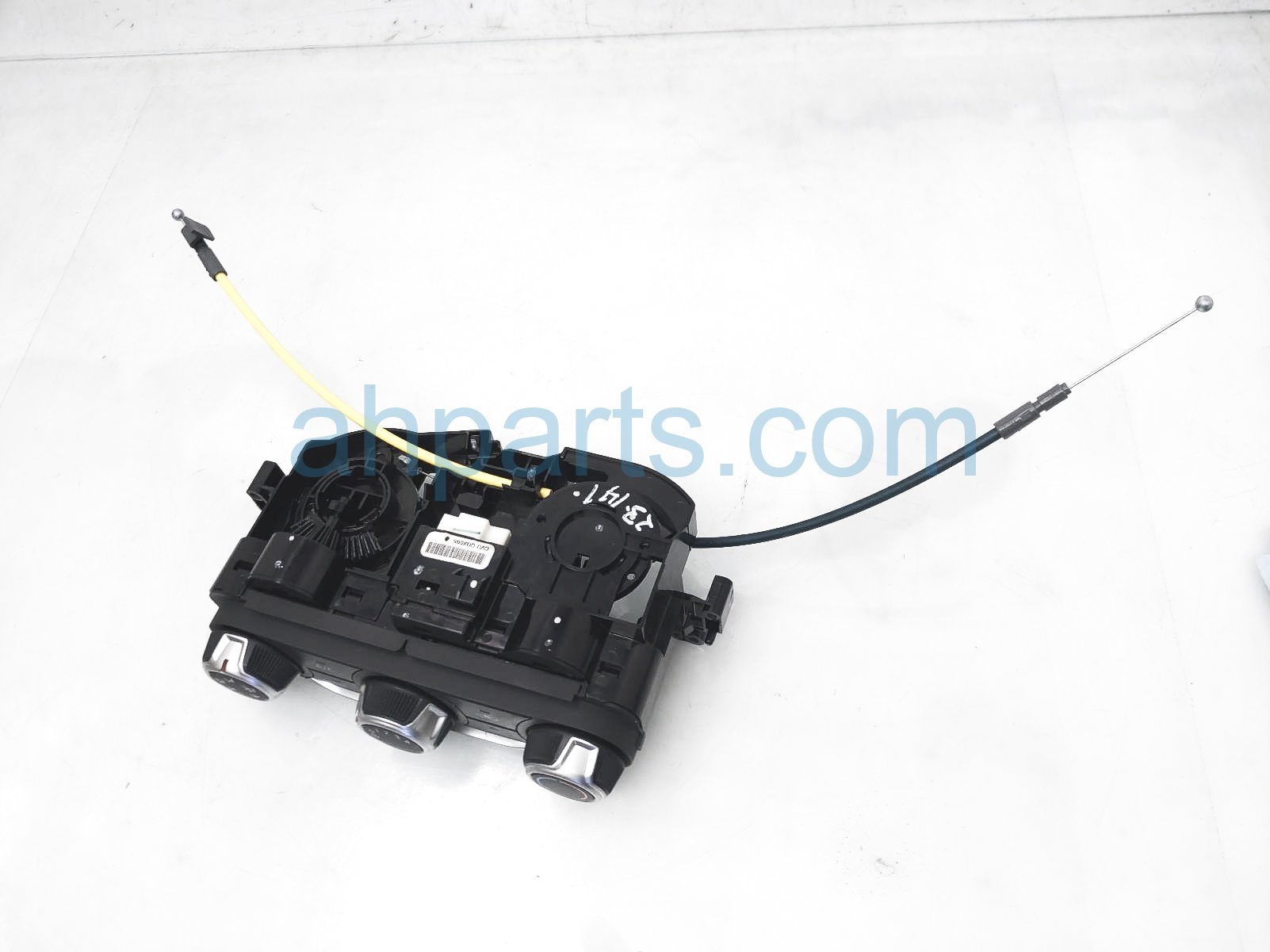 $59 Nissan HEATER/AC CLIMATE CONTROL $59 Nissan HEATER/AC CLIMATE CONTROL