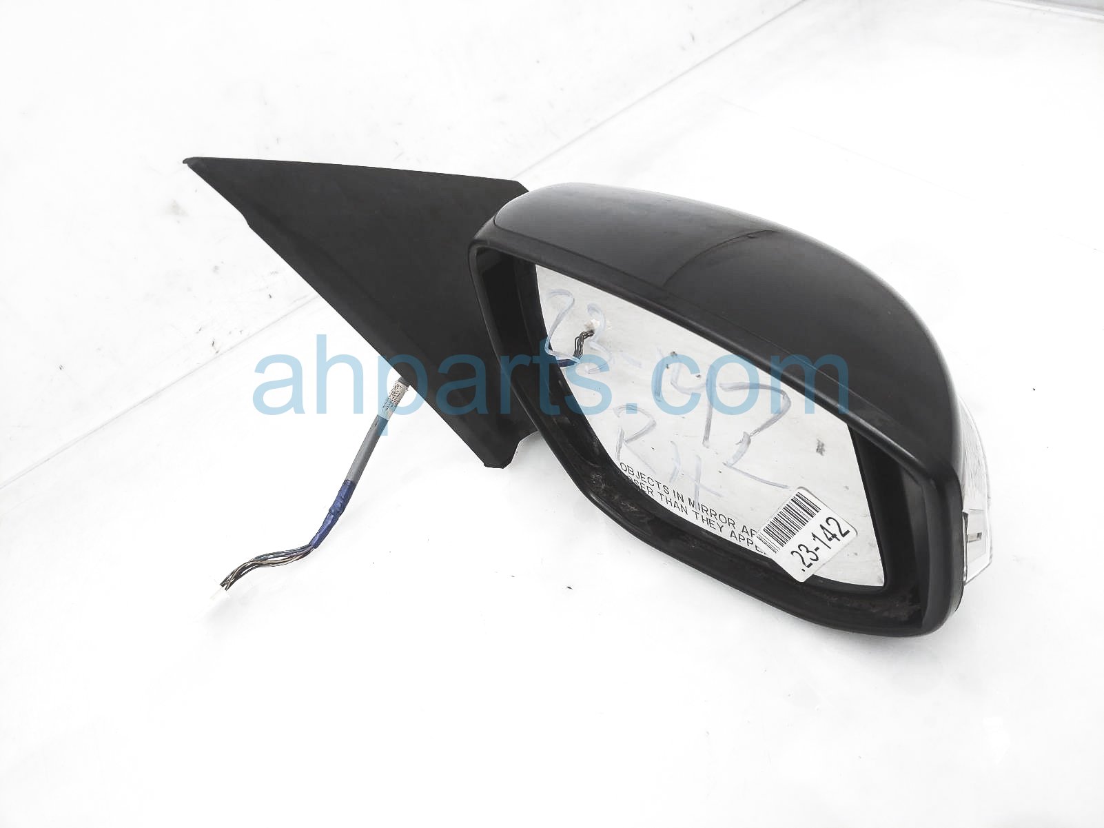 $125 Nissan RH Side Mirror w/ Turn Signal - BLK $125 Nissan RH Side Mirror w/ Turn Signal - BLK