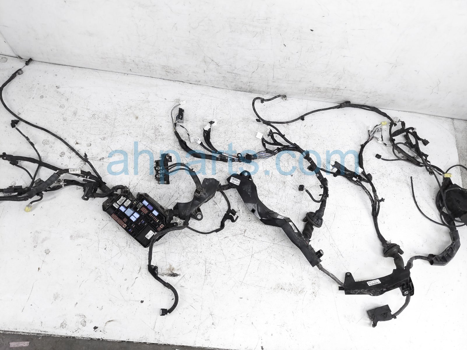 $695 Toyota ENGINE ROOM HARNESS - LE JAPAN $695 Toyota ENGINE ROOM HARNESS - LE JAPAN