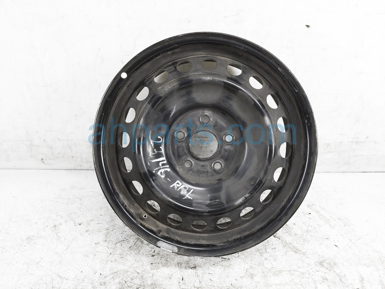 $50 Toyota RR/LH WHEEL / RIM - NOTES $50 Toyota RR/LH WHEEL / RIM - NOTES