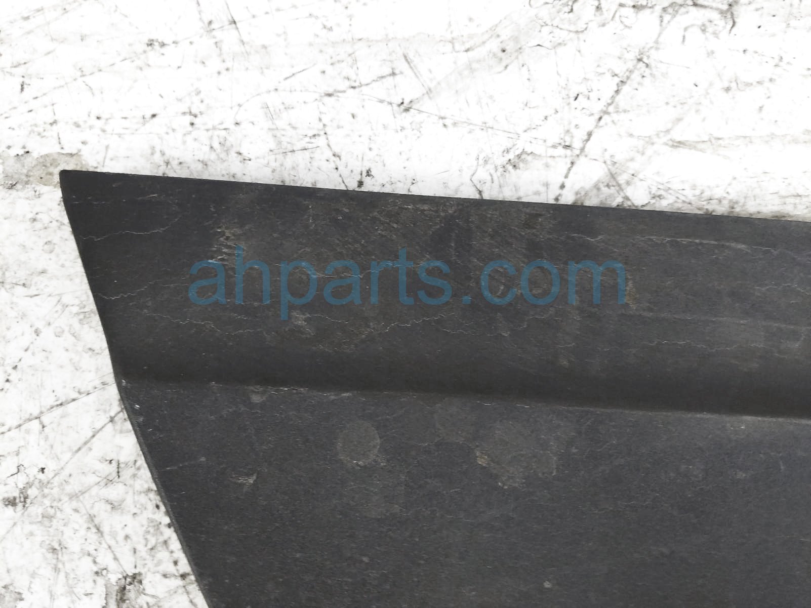 Sold 2020 Honda Ridgeline Rear Passenger Door Lower Molding