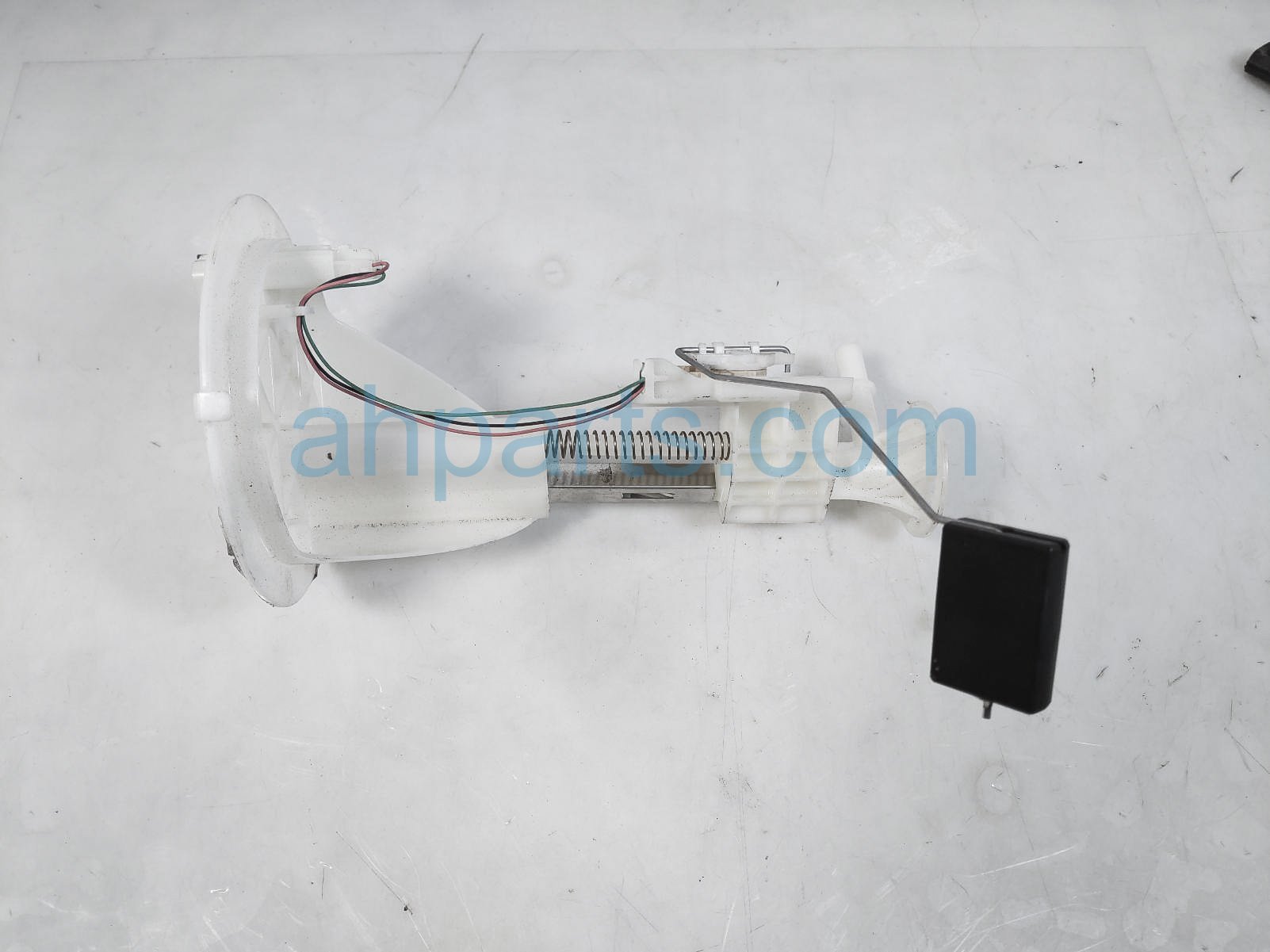 $75 Toyota FUELS SENDING UNIT $75 Toyota FUELS SENDING UNIT