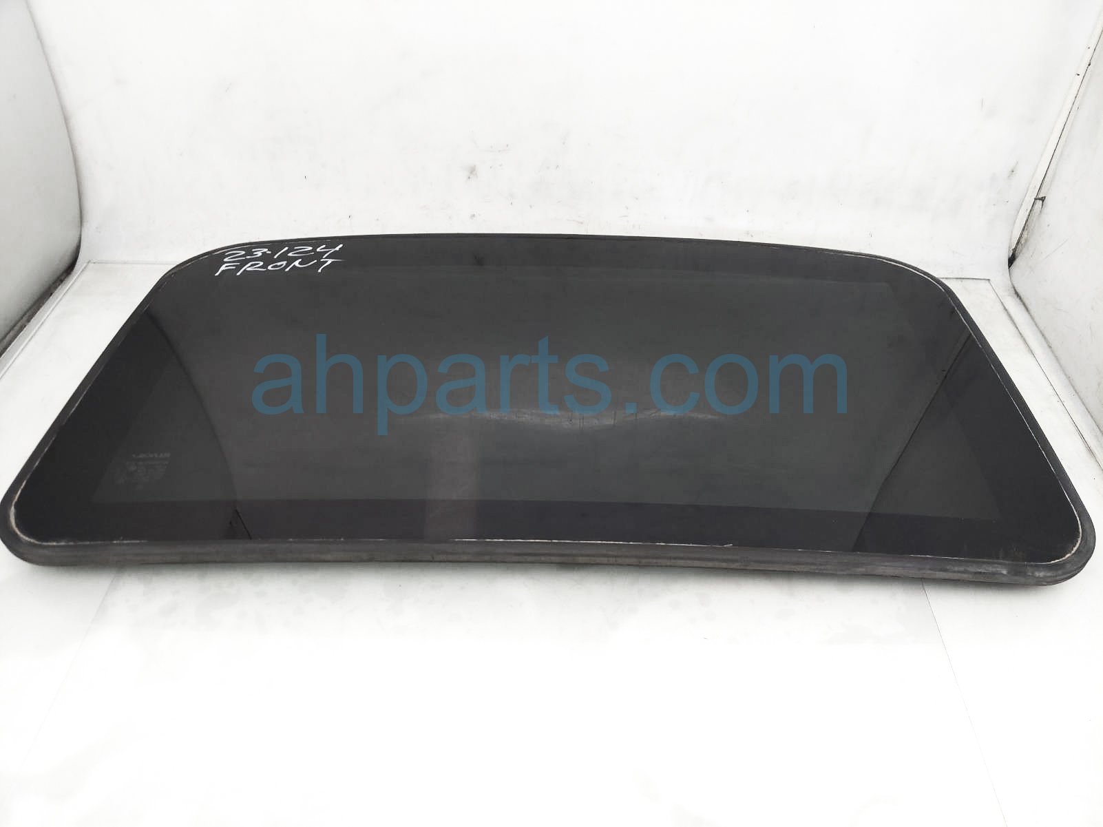 Sold 2020 Jeep Renegade Window Sunroof Glass 68266045AA