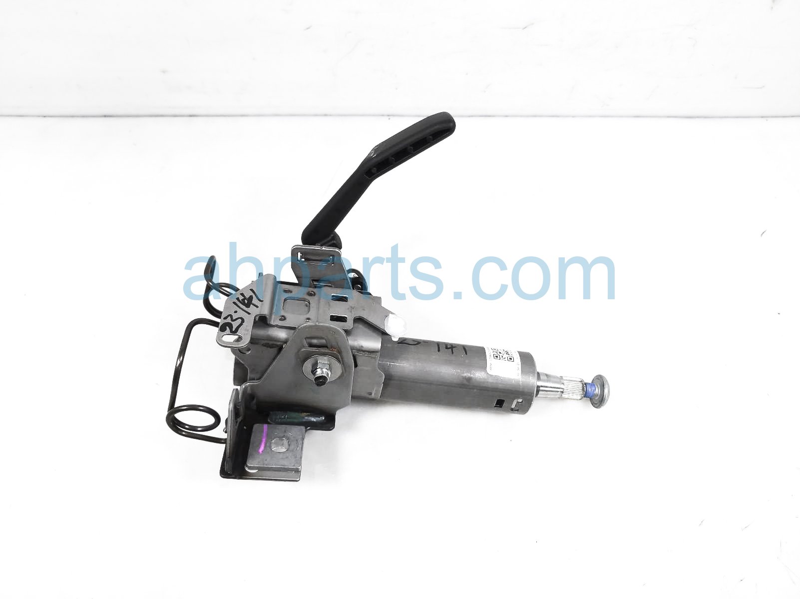 $99 Nissan STEERING COLUMN & TILT LEVER ASSY $99 Nissan STEERING COLUMN & TILT LEVER ASSY