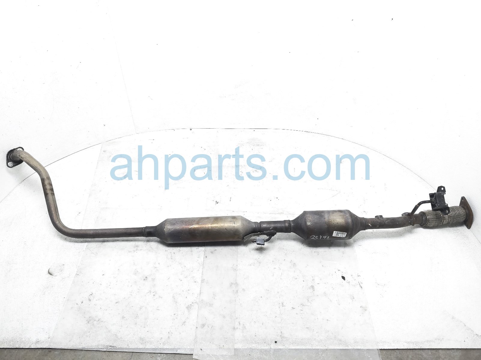 $595 Nissan EXHAUST PIPE & CONVERTER ASSY $595 Nissan EXHAUST PIPE & CONVERTER ASSY