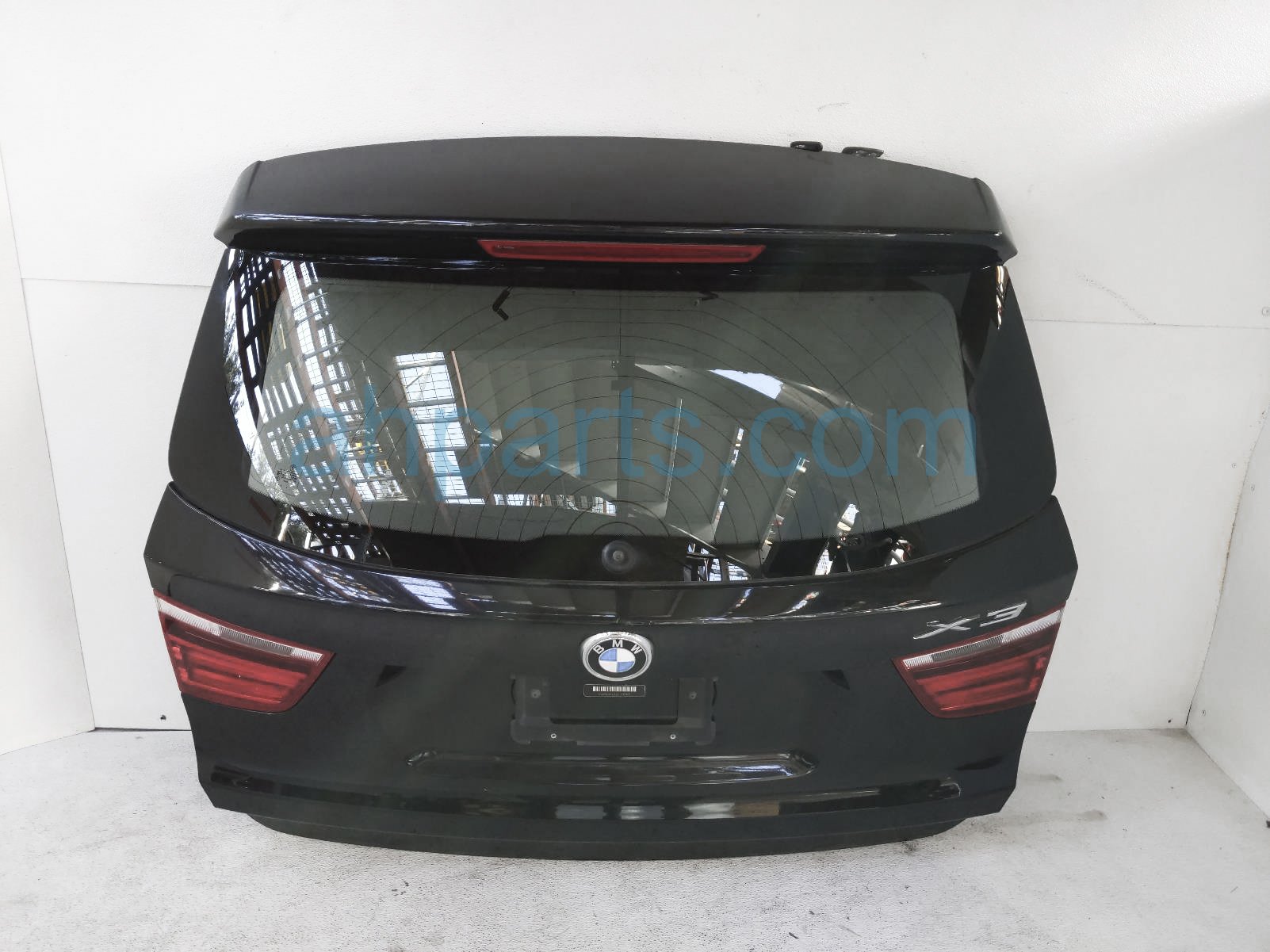 $425 BMW TAIL GATE / LIFT GATE - BLACK -NOTES $425 BMW TAIL GATE / LIFT GATE - BLACK -NOTES