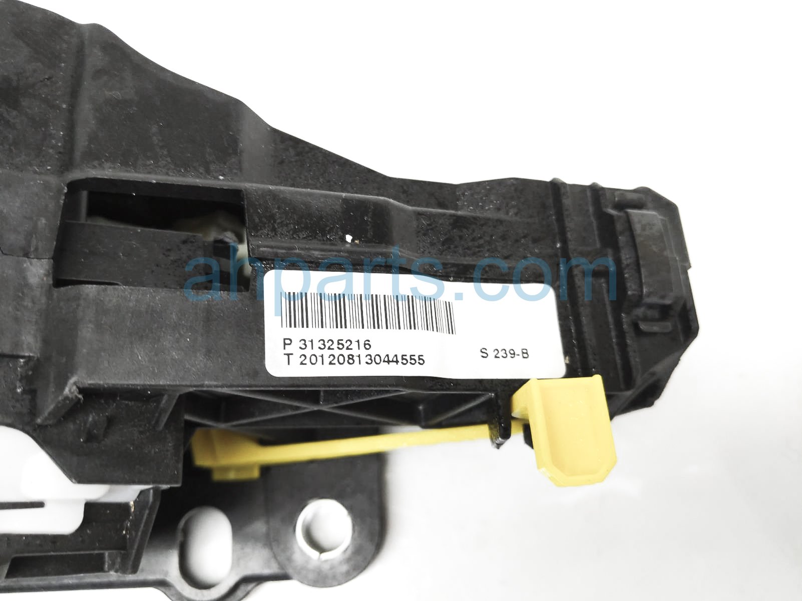 Sold 2013 Volvo S60 Shifter Selector Assy - At 31325257,