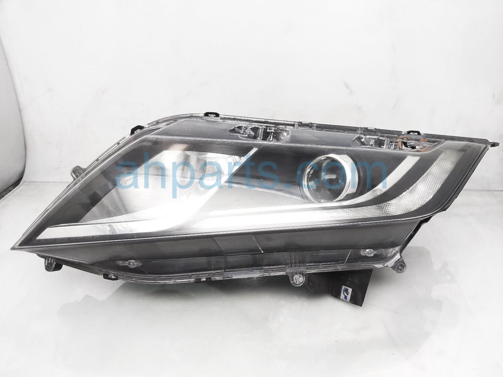 $125 Honda LH HEADLAMP / LIGHT $125 Honda LH HEADLAMP / LIGHT