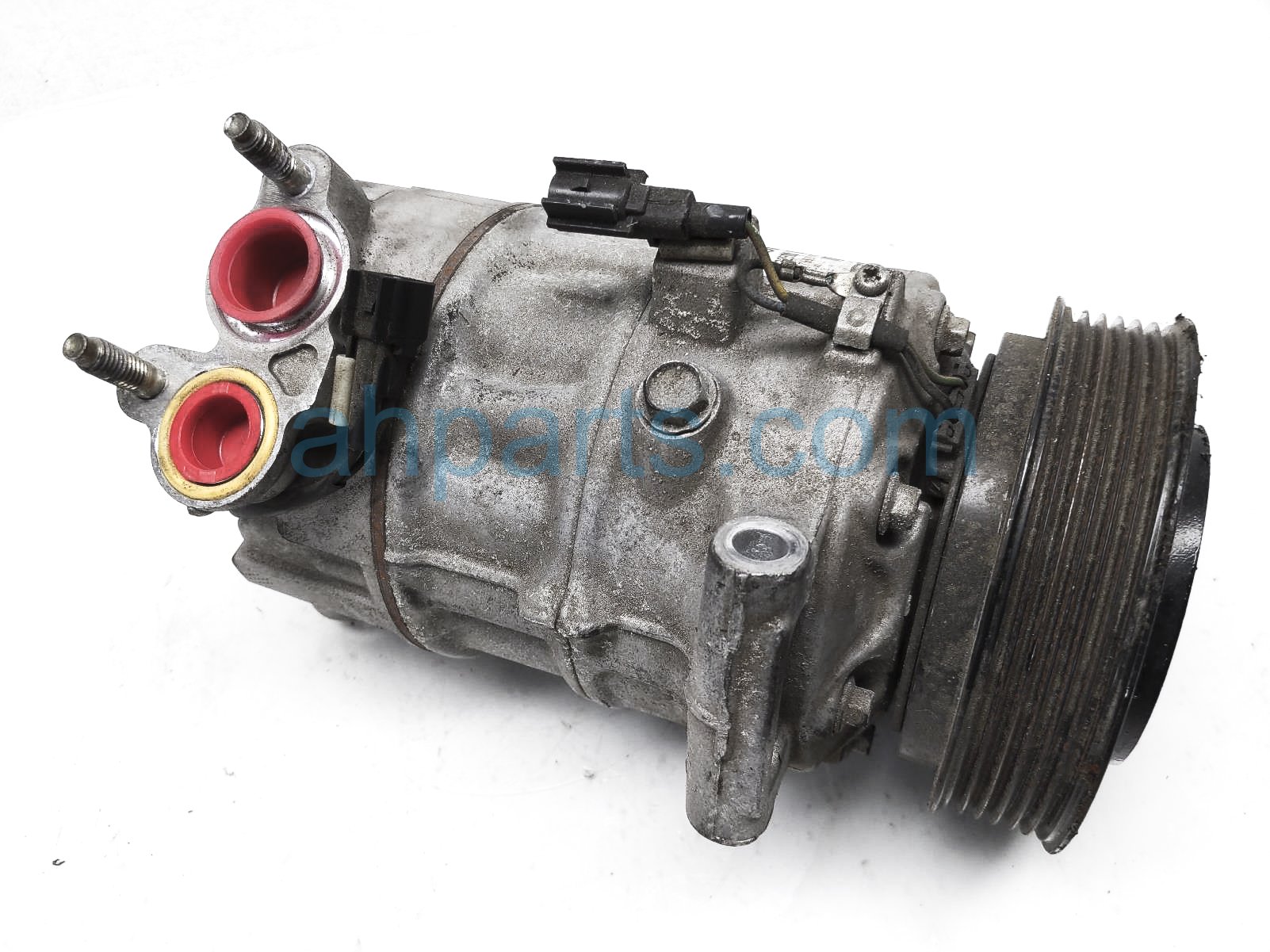 $99 Volvo AC COMPRESSOR PUMP ASSY $99 Volvo AC COMPRESSOR PUMP ASSY