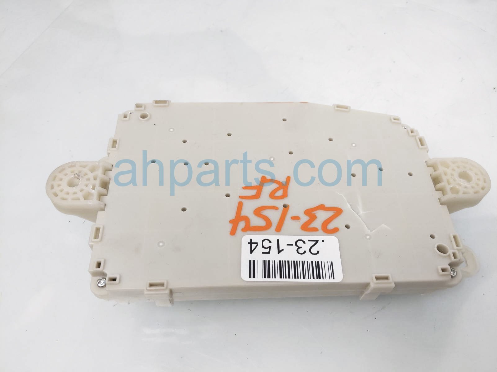 $35 Honda POWER SUPPLY DISTRIBUTOR MODULE $35 Honda POWER SUPPLY DISTRIBUTOR MODULE