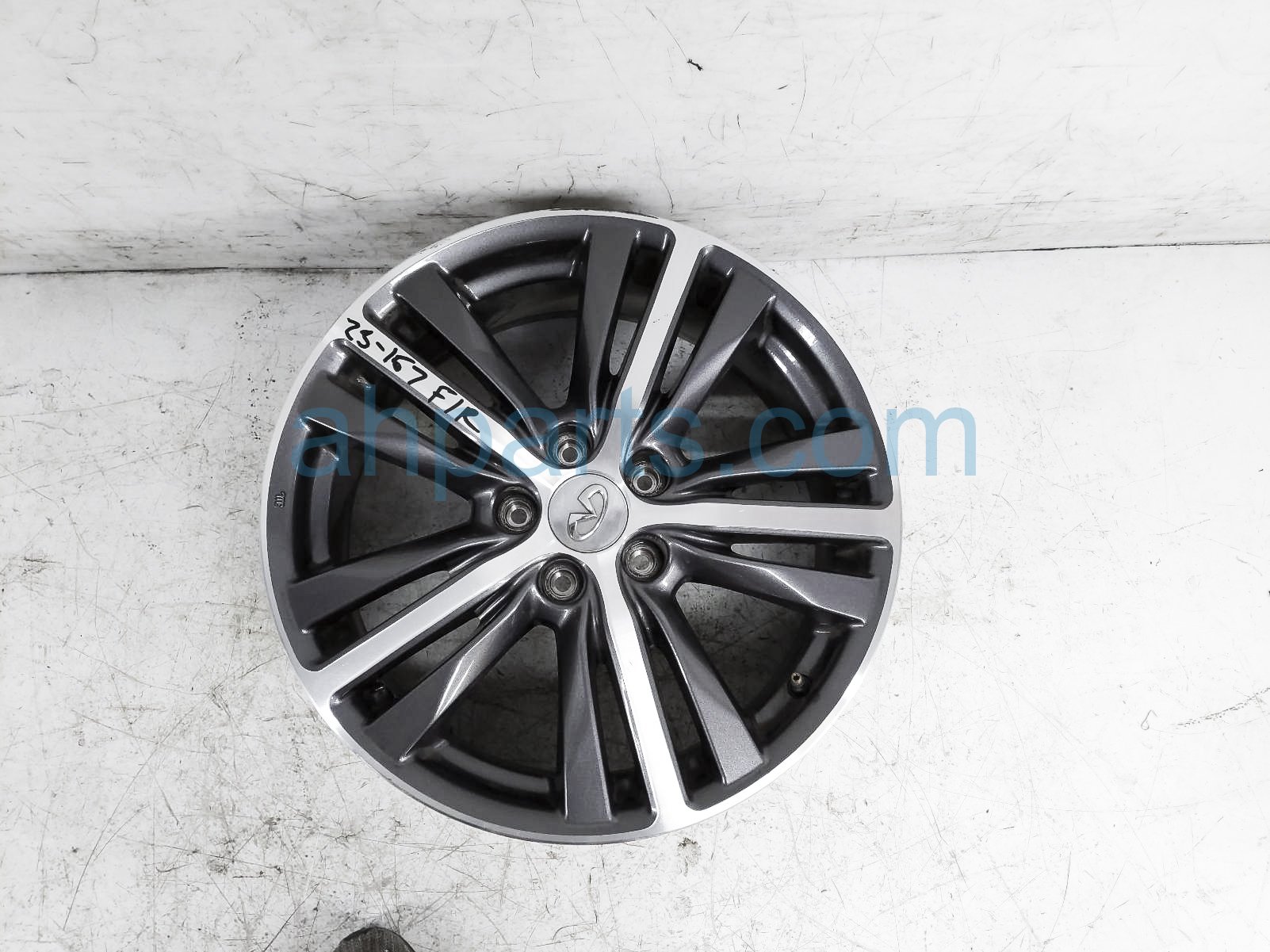 $99 Infiniti FR/RH WHEEL / RIM - $99 Infiniti FR/RH WHEEL / RIM -
