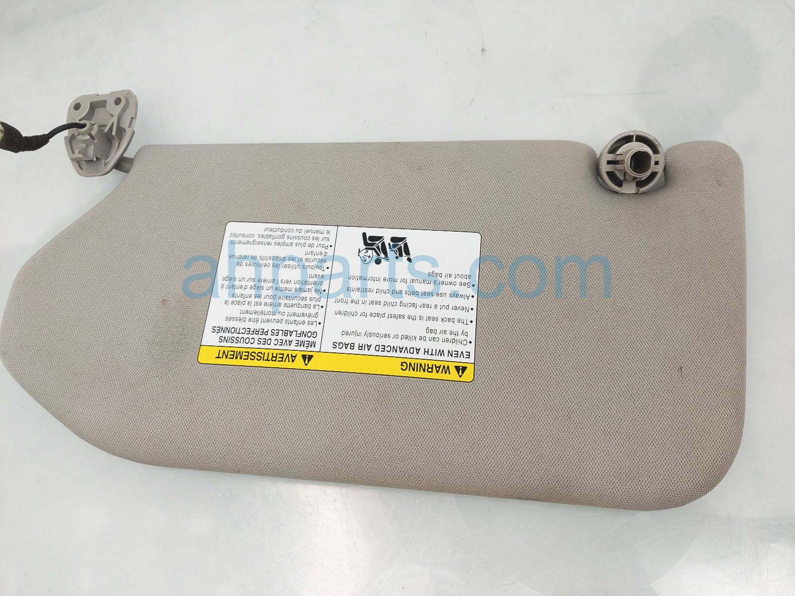 $75 Infiniti RH SUN VISOR - TAN $75 Infiniti RH SUN VISOR - TAN