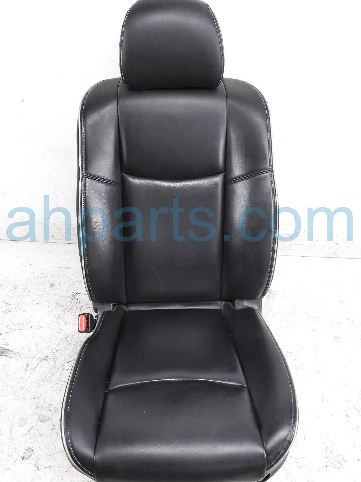$225 Infiniti FR/LH SEAT - BLACK W/ AIRBAG $225 Infiniti FR/LH SEAT - BLACK W/ AIRBAG