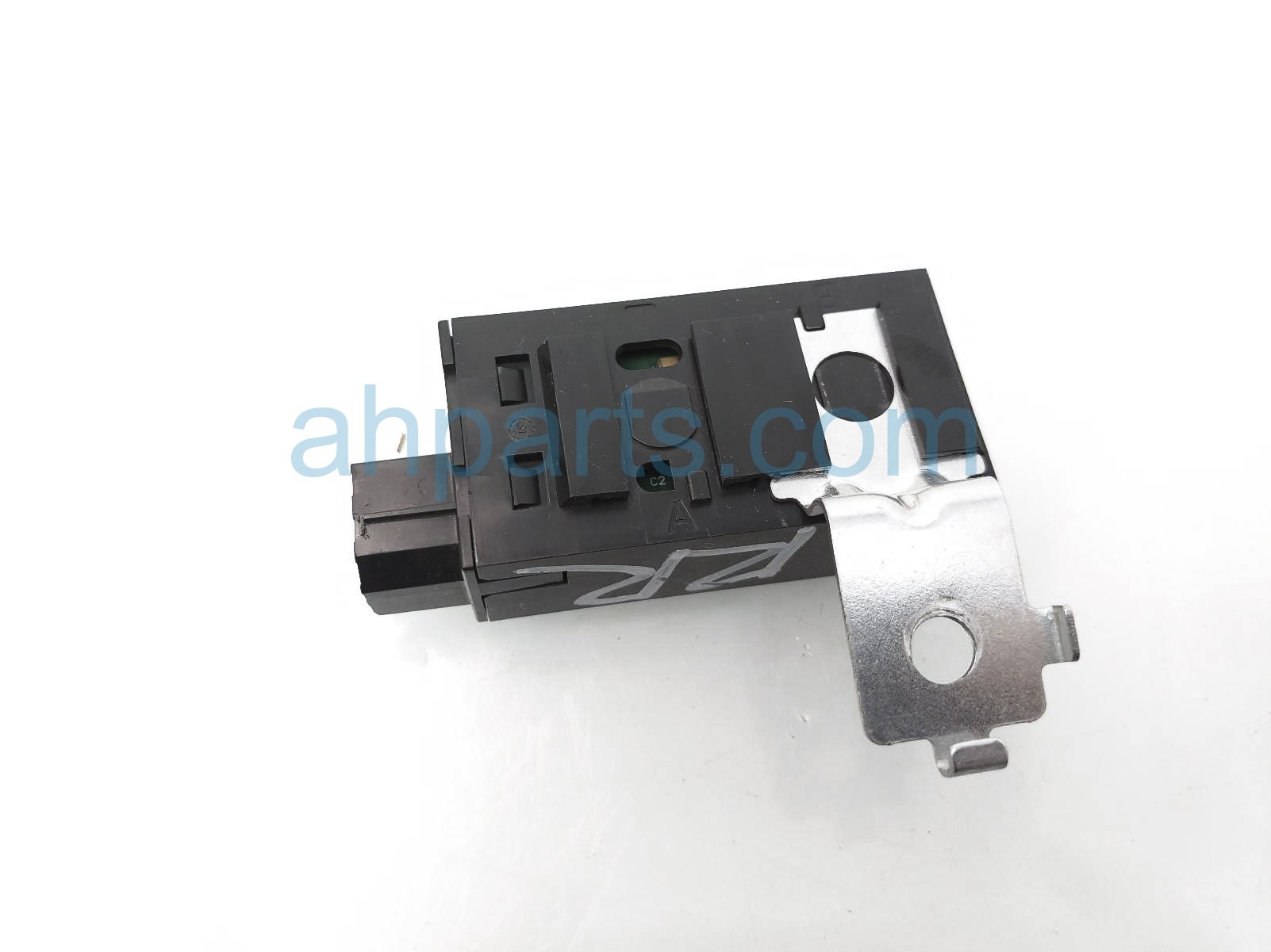 $19 Infiniti USB CHARGER CONTROL MODULE $19 Infiniti USB CHARGER CONTROL MODULE