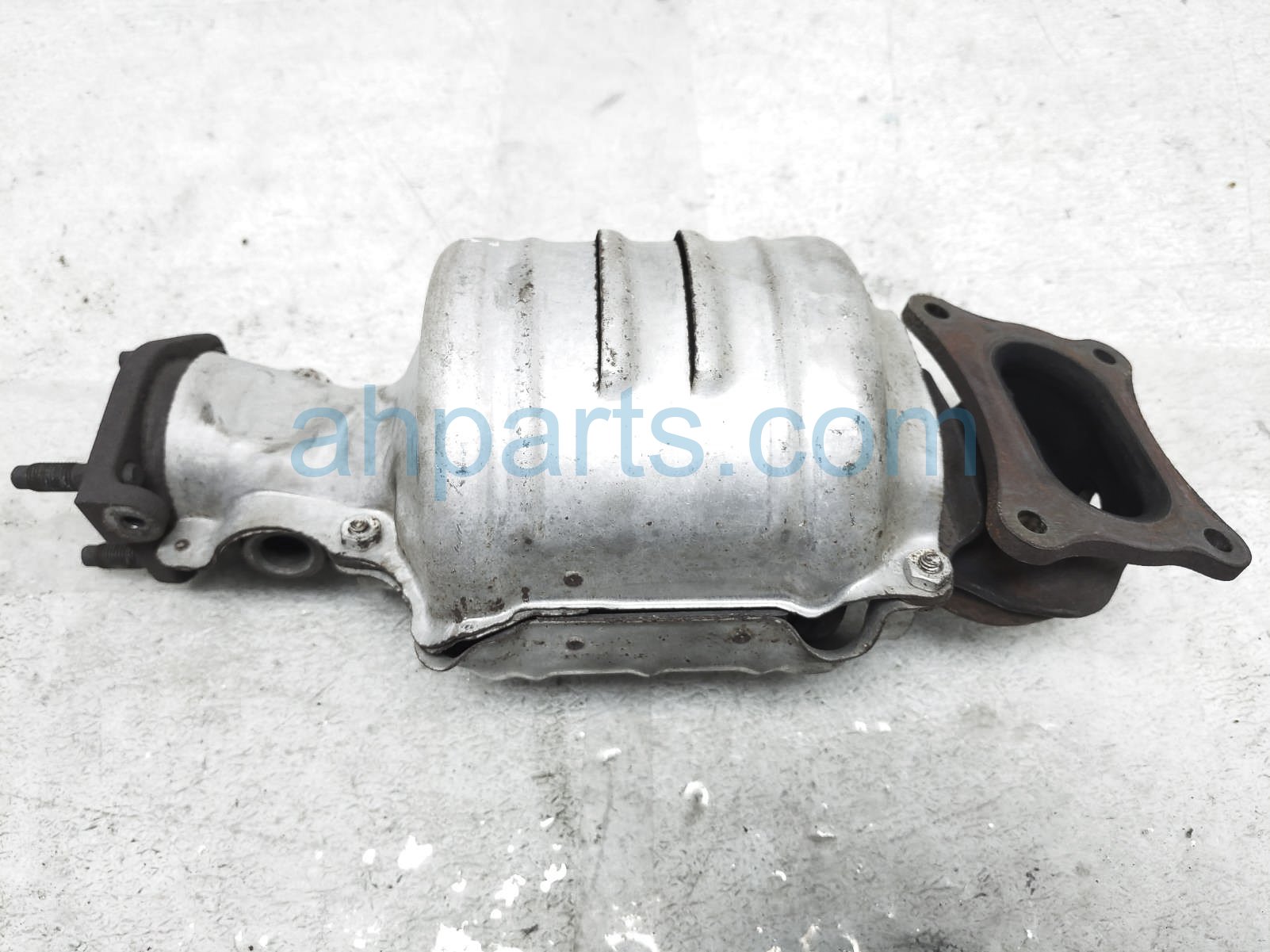 $299 Honda REAR EXHAUST MANIFOLD $299 Honda REAR EXHAUST MANIFOLD