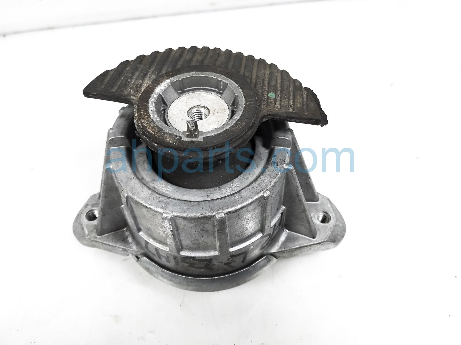 $30 Mercedes LH ENGINE MOUNT 1.8L $30 Mercedes LH ENGINE MOUNT 1.8L