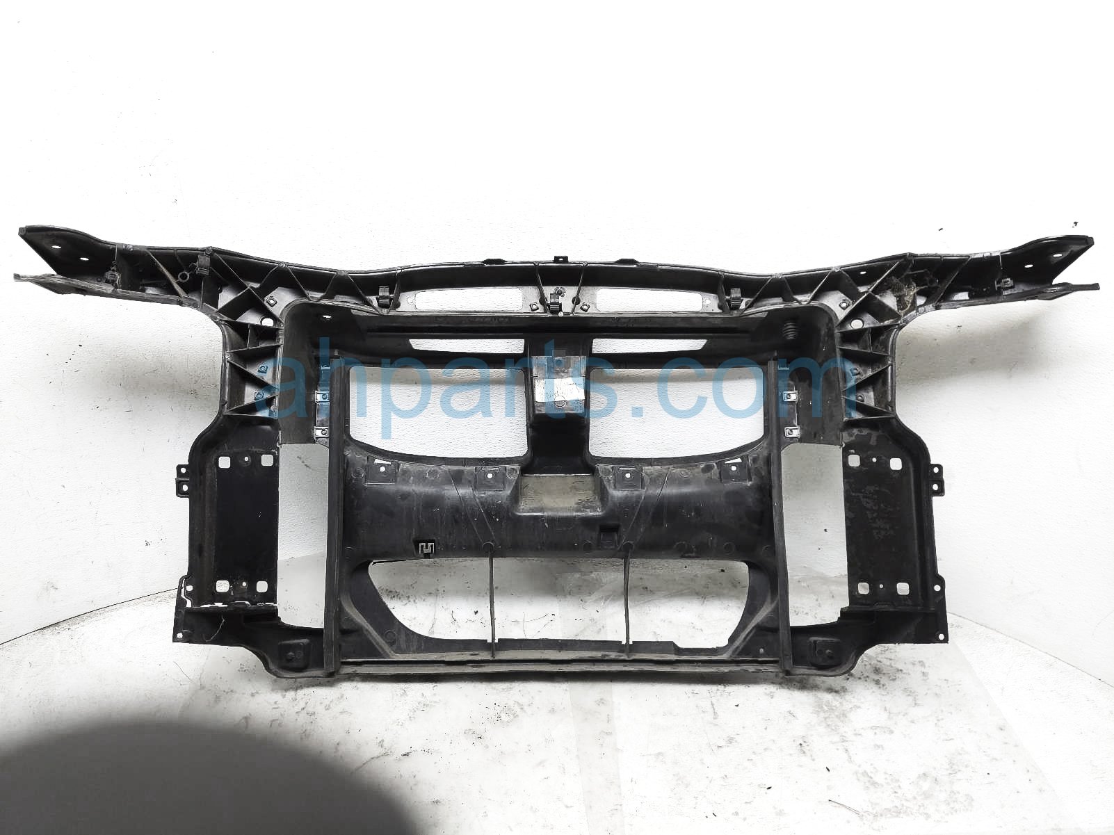 $170 BMW RADIATOR SUPPORT PANEL - NIQ $170 BMW RADIATOR SUPPORT PANEL - NIQ