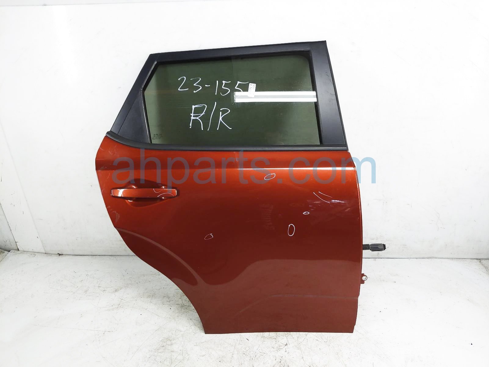 $350 Kia RR/RH DOOR - ORANGE $350 Kia RR/RH DOOR - ORANGE