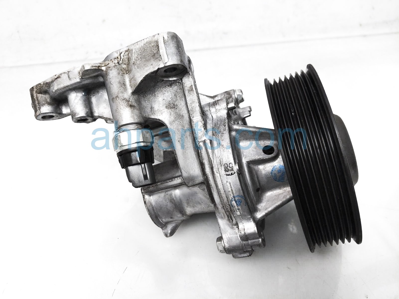 Sold 2019 Honda Civic Water Pump / Coolant Pump - 1.5l 19200-59B-003,