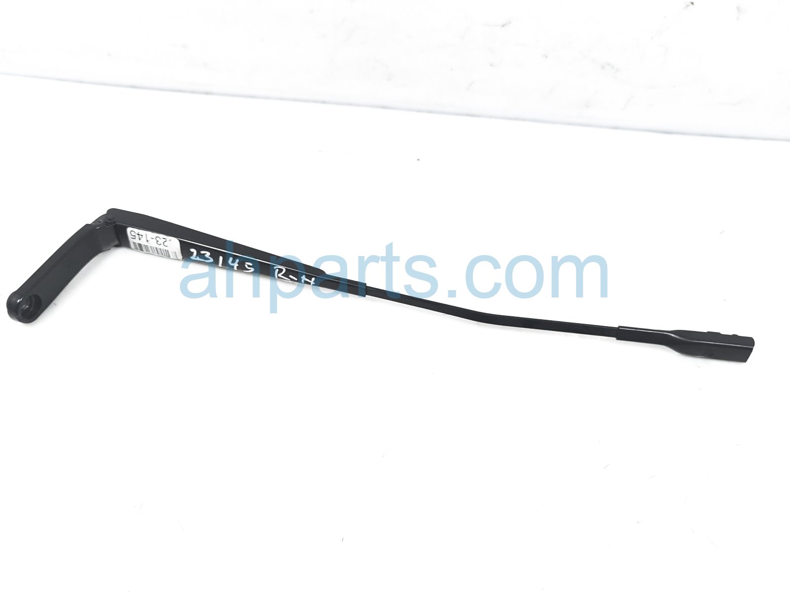 $45 Audi FR/RH WIPER ARM $45 Audi FR/RH WIPER ARM