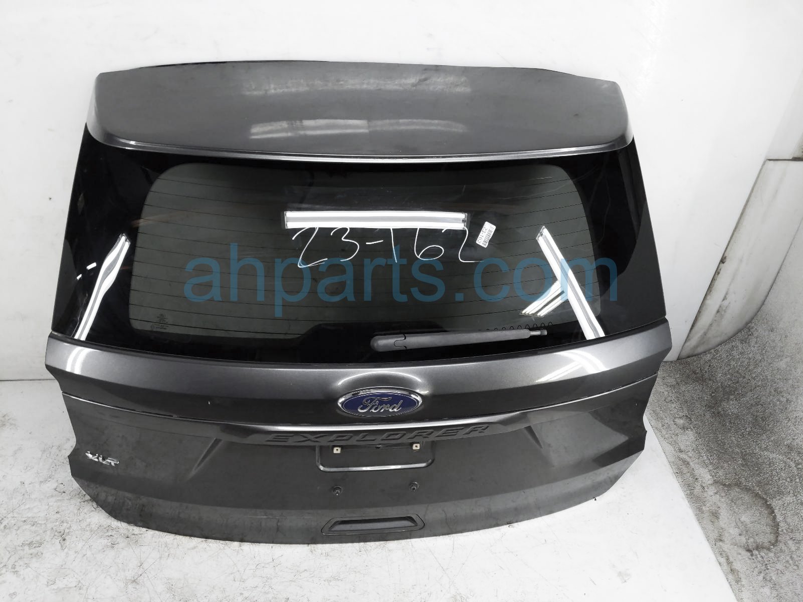 $650 Ford LIFT GATE / TAIL GATE - GREY $650 Ford LIFT GATE / TAIL GATE - GREY