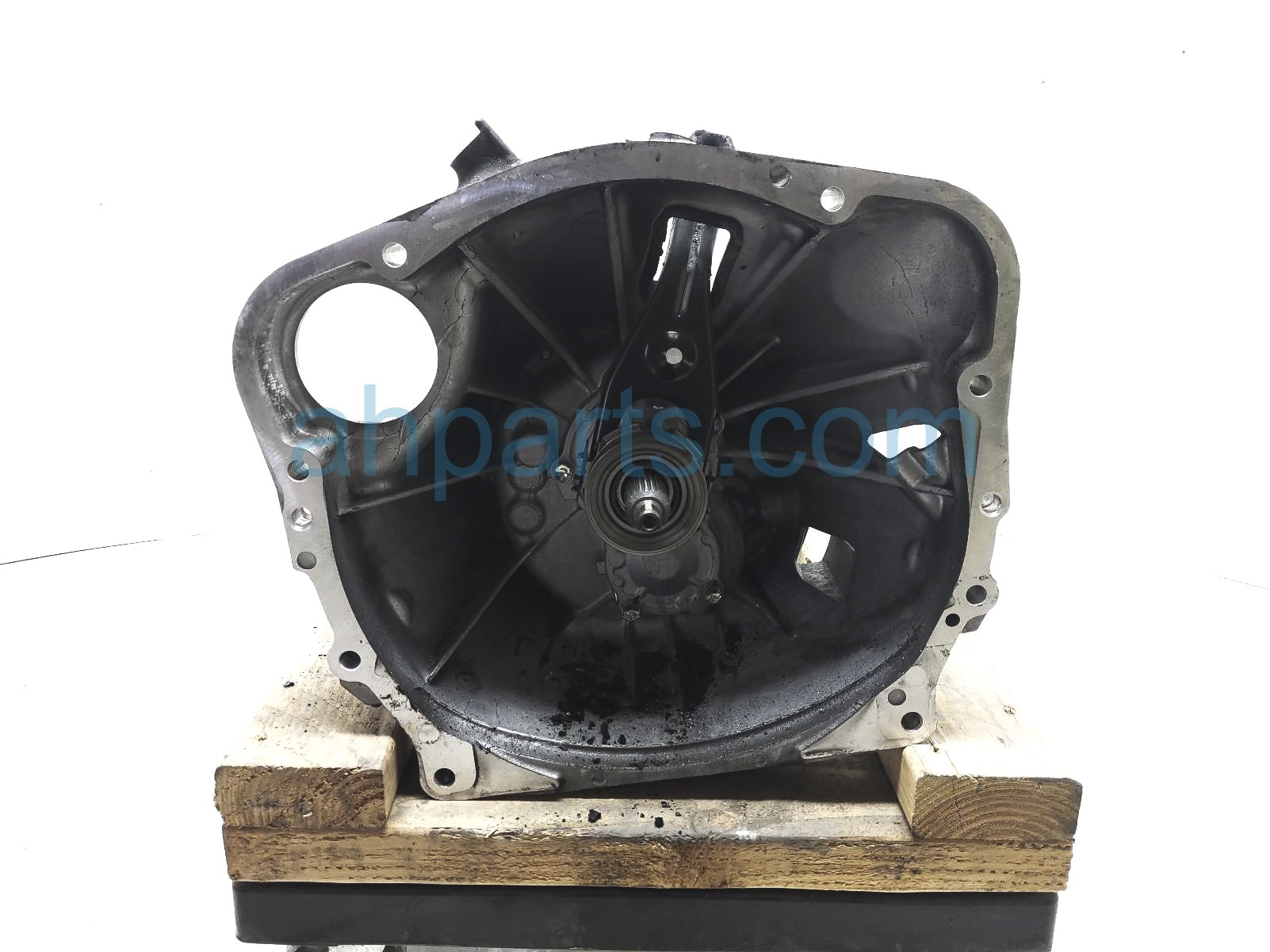 $1050 Subaru MT TRANSMISSION = 40K $1050 Subaru MT TRANSMISSION = 40K