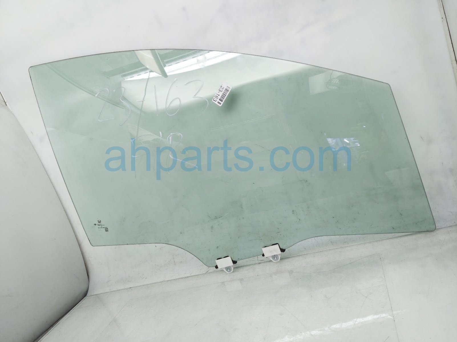 $130 Honda FR/RH DOOR GLASS WINDOW $130 Honda FR/RH DOOR GLASS WINDOW