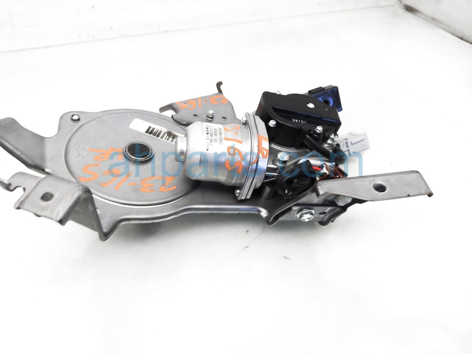 $65 Honda REAR WINDSHIELD WIPER MOTOR $65 Honda REAR WINDSHIELD WIPER MOTOR