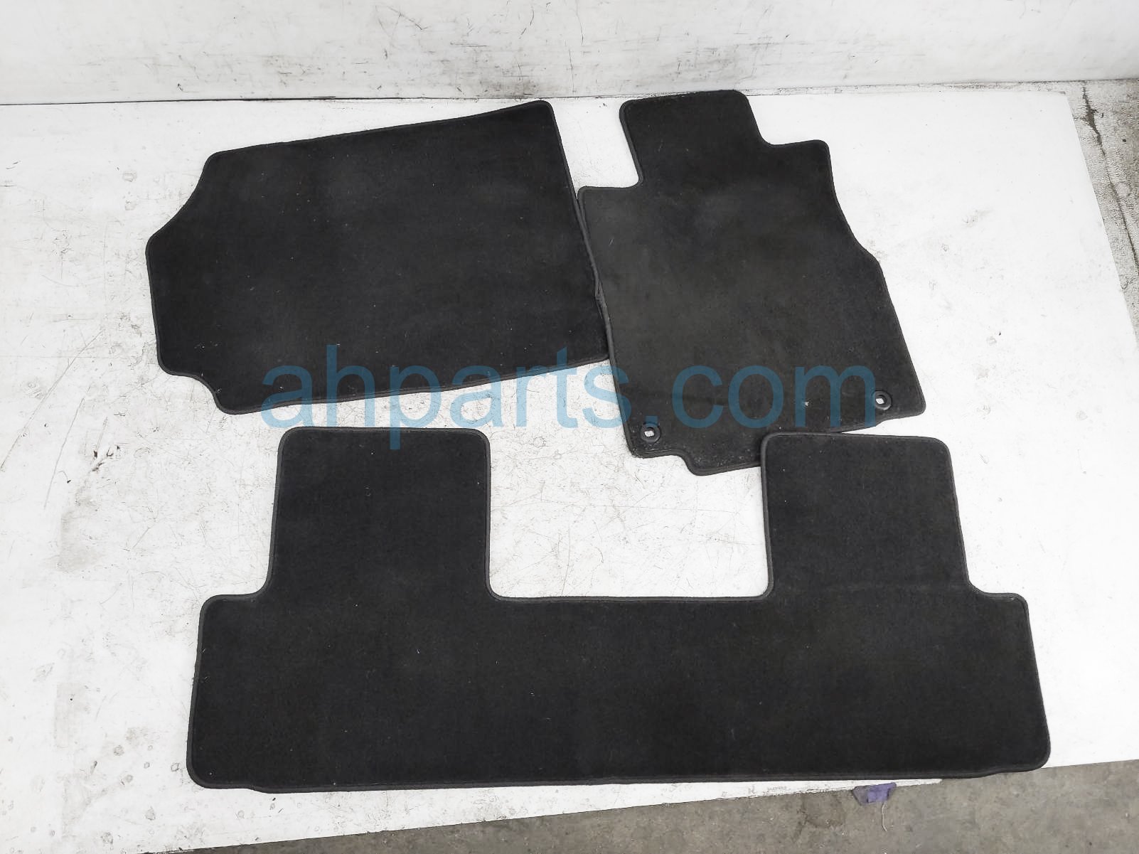 $35 Honda SET OF 3 CARPET FLOOR MATS - BLACK $35 Honda SET OF 3 CARPET FLOOR MATS - BLACK