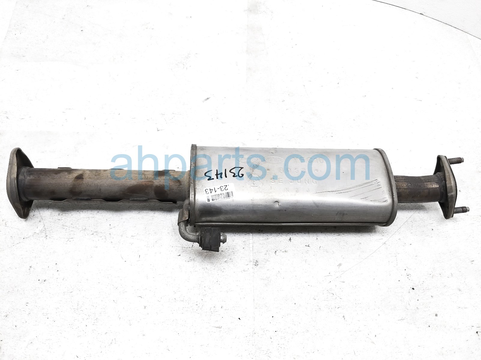 $75 Kia FRONT EXHAUST MUFFLER $75 Kia FRONT EXHAUST MUFFLER