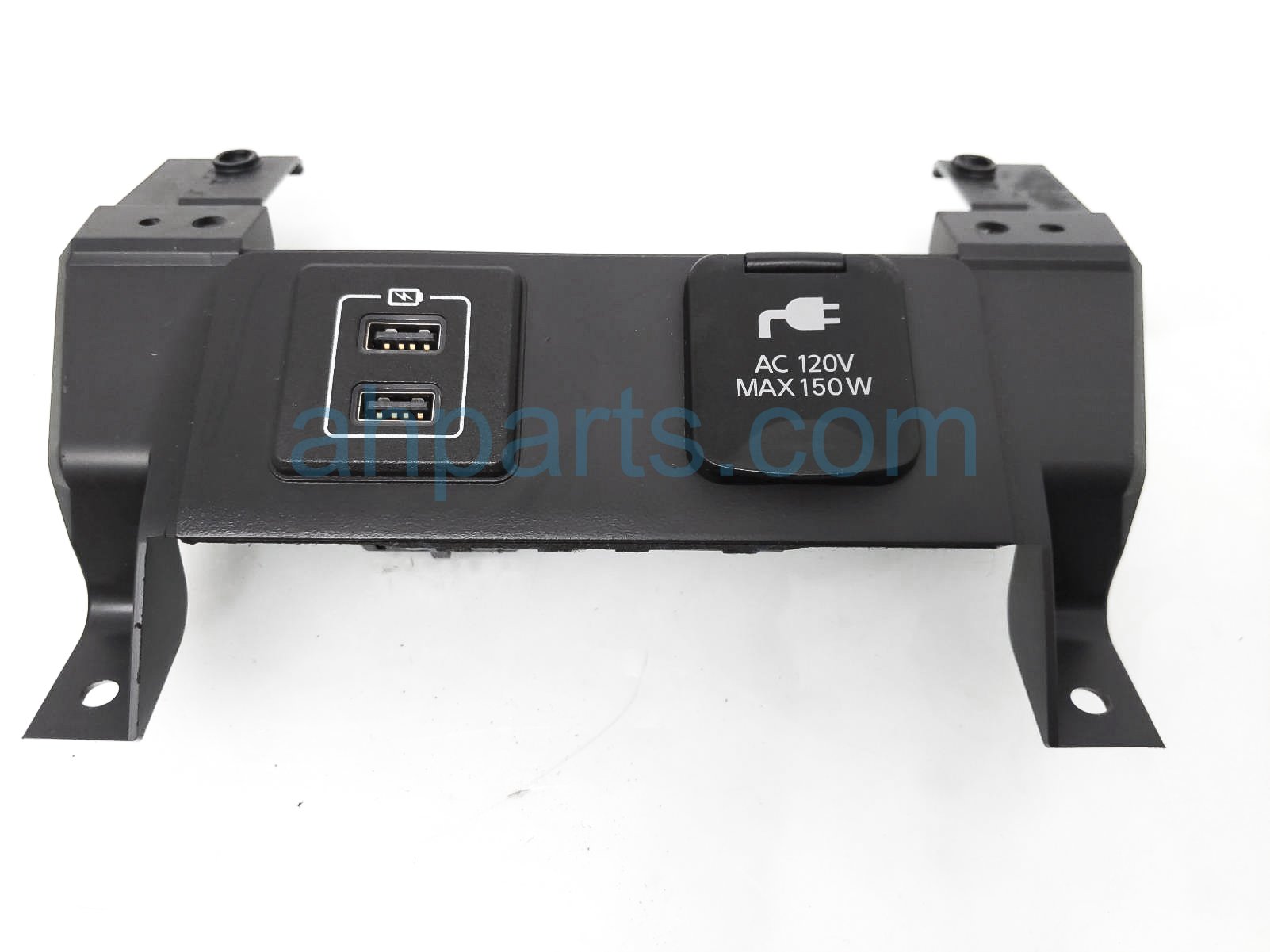 $40 Nissan CONSOLE BEZEL & USB CHARGE ASSY