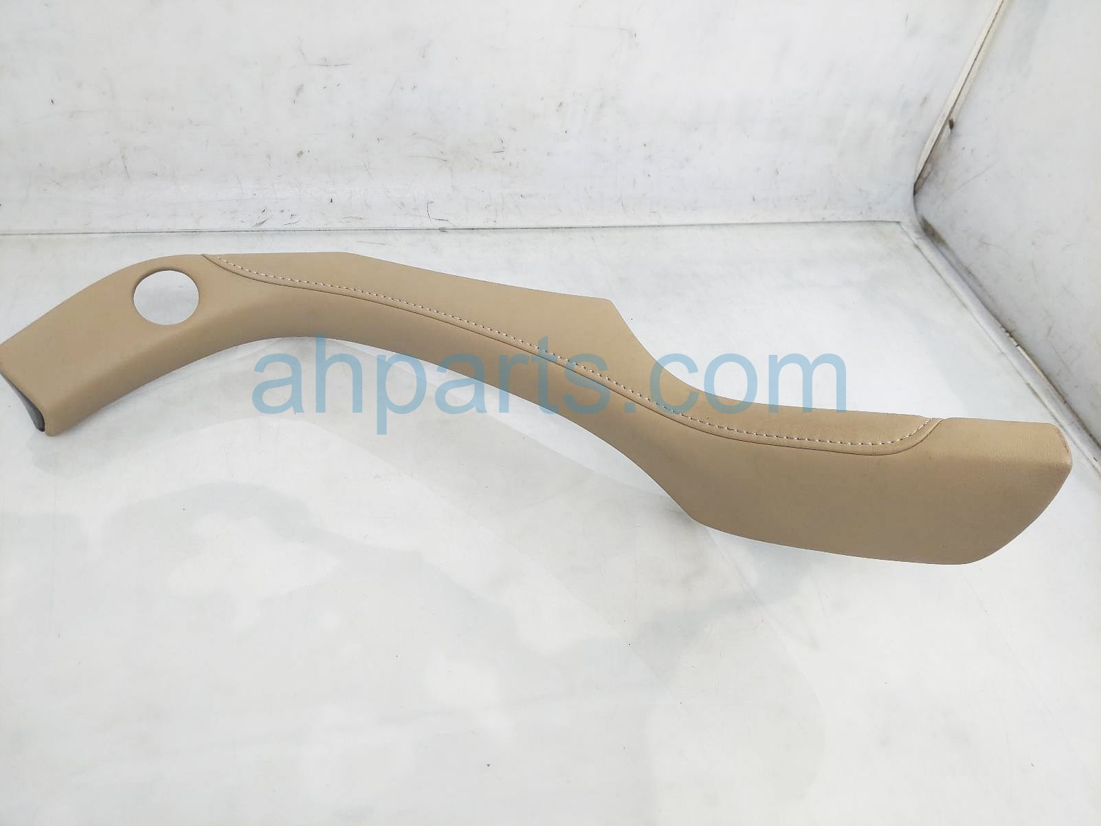 $50 Acura LH CONSOLE WRAPPED GARNISH - TAN $50 Acura LH CONSOLE WRAPPED GARNISH - TAN