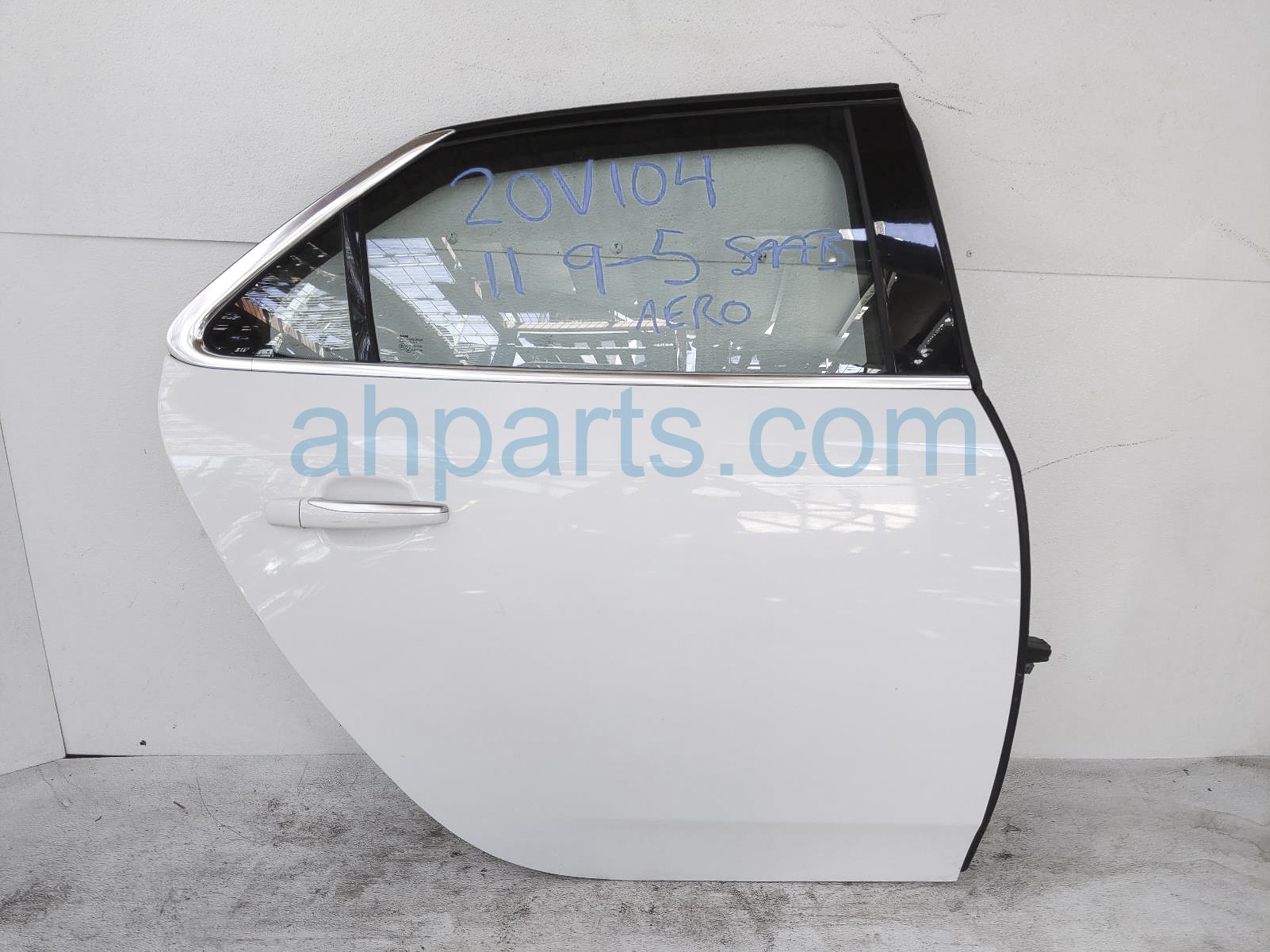 $230 Saab RR/RH DOOR - WHITE $230 Saab RR/RH DOOR - WHITE
