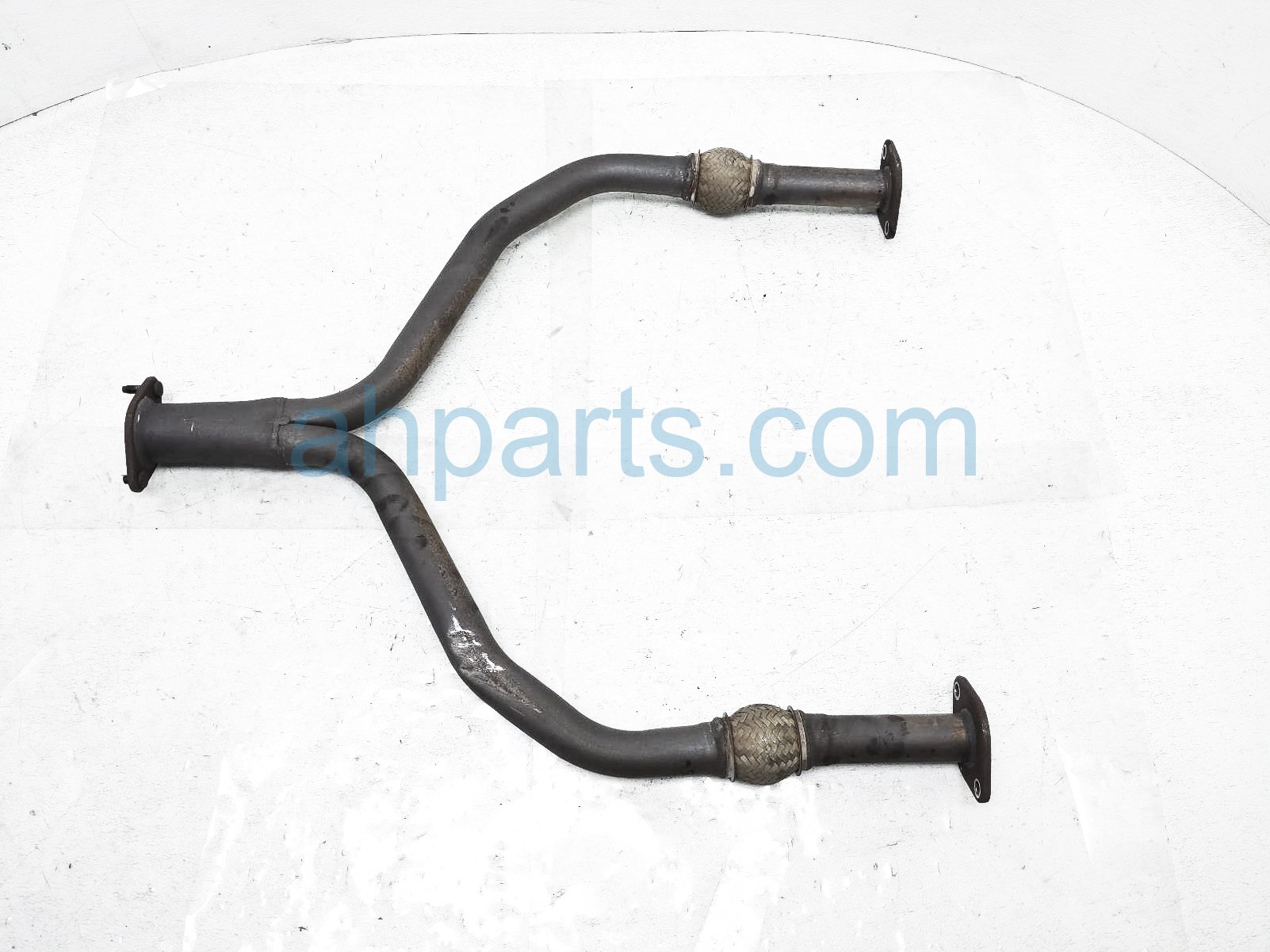 $90 Infiniti FRONT EXHAUST PIPE ASSY - 3.0L $90 Infiniti FRONT EXHAUST PIPE ASSY - 3.0L
