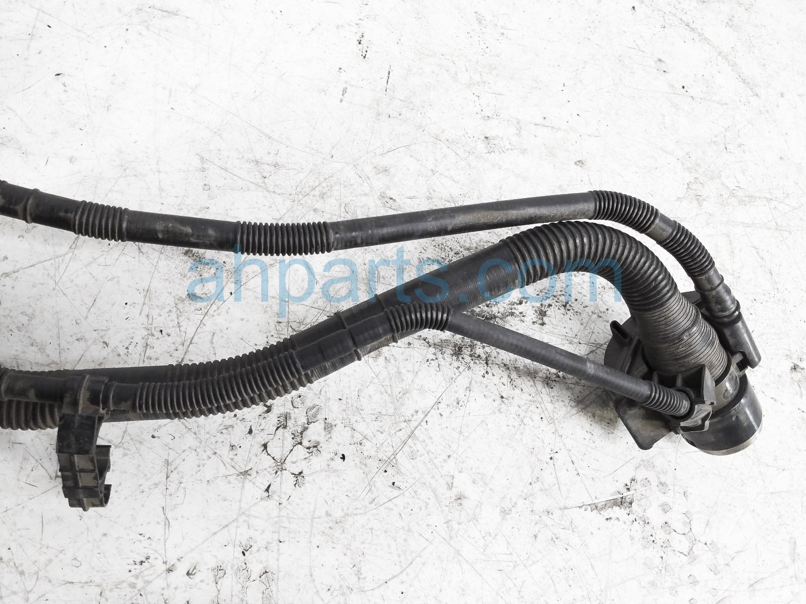 For Toyota Rav4 Mk3 _A3_ 2005-2013 Petrol Fuel Tank Filler Neck Pipe 77201-42180 - View #9