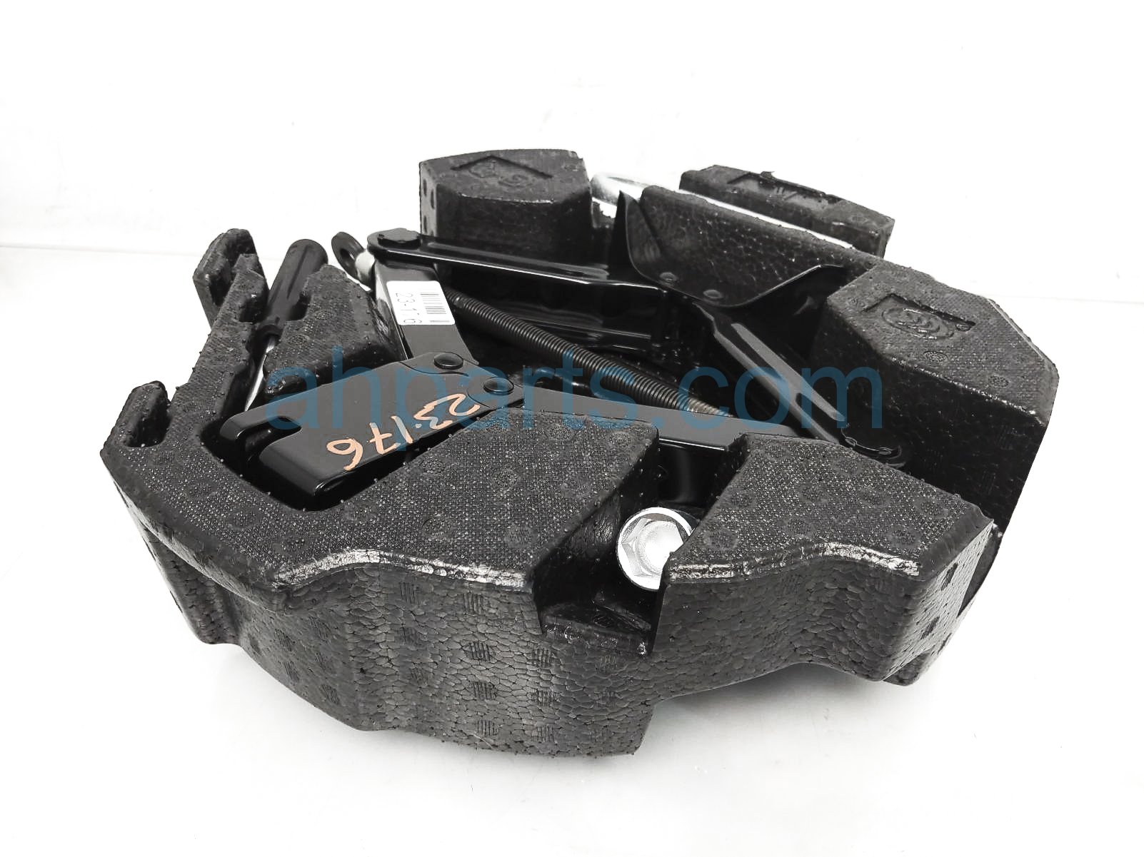 Sold 2021 Subaru Crosstrek Jack Kit & Foam Holder Assy 97035FJ050 Replacement Sold 2021 Subaru Crosstrek Jack Kit & Foam Holder Assy 97035FJ050 Replacement thumbnail