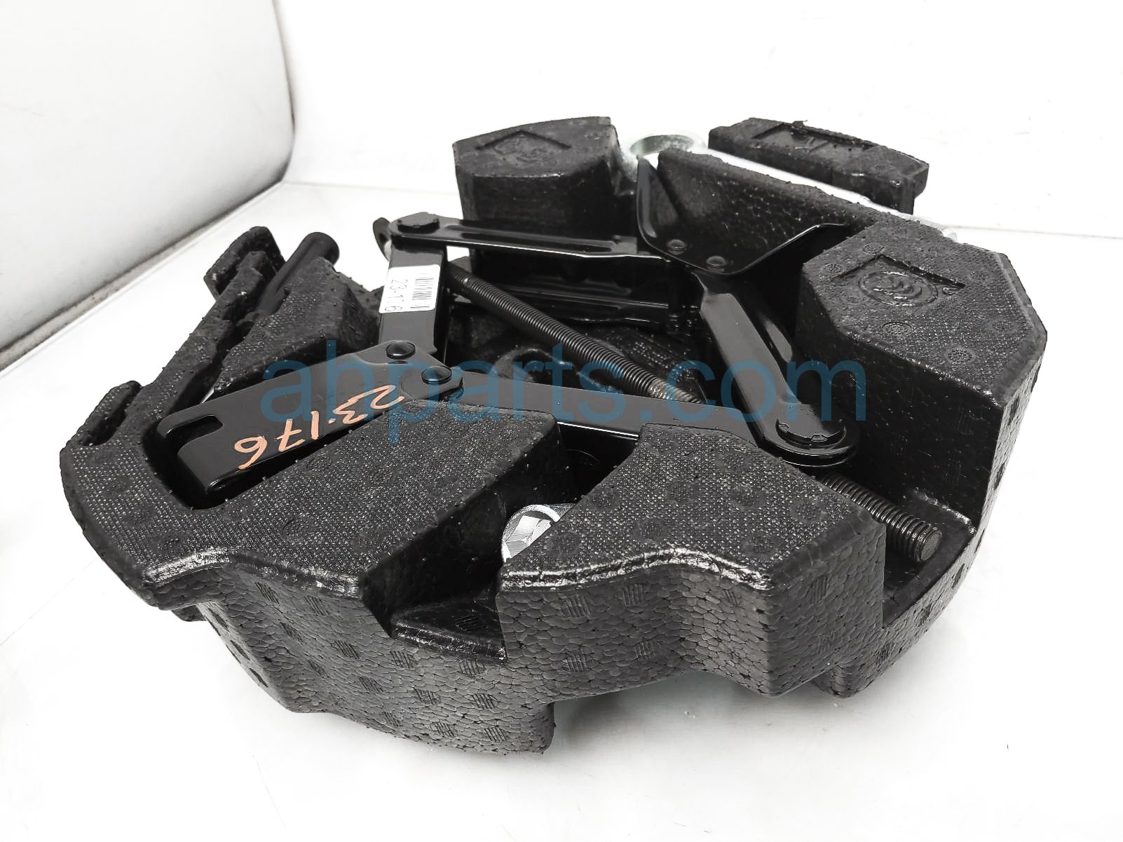 Sold 2021 Subaru Crosstrek Jack Kit & Foam Holder Assy 97035FJ050 Replacement Sold 2021 Subaru Crosstrek Jack Kit & Foam Holder Assy 97035FJ050 Replacement thumbnail