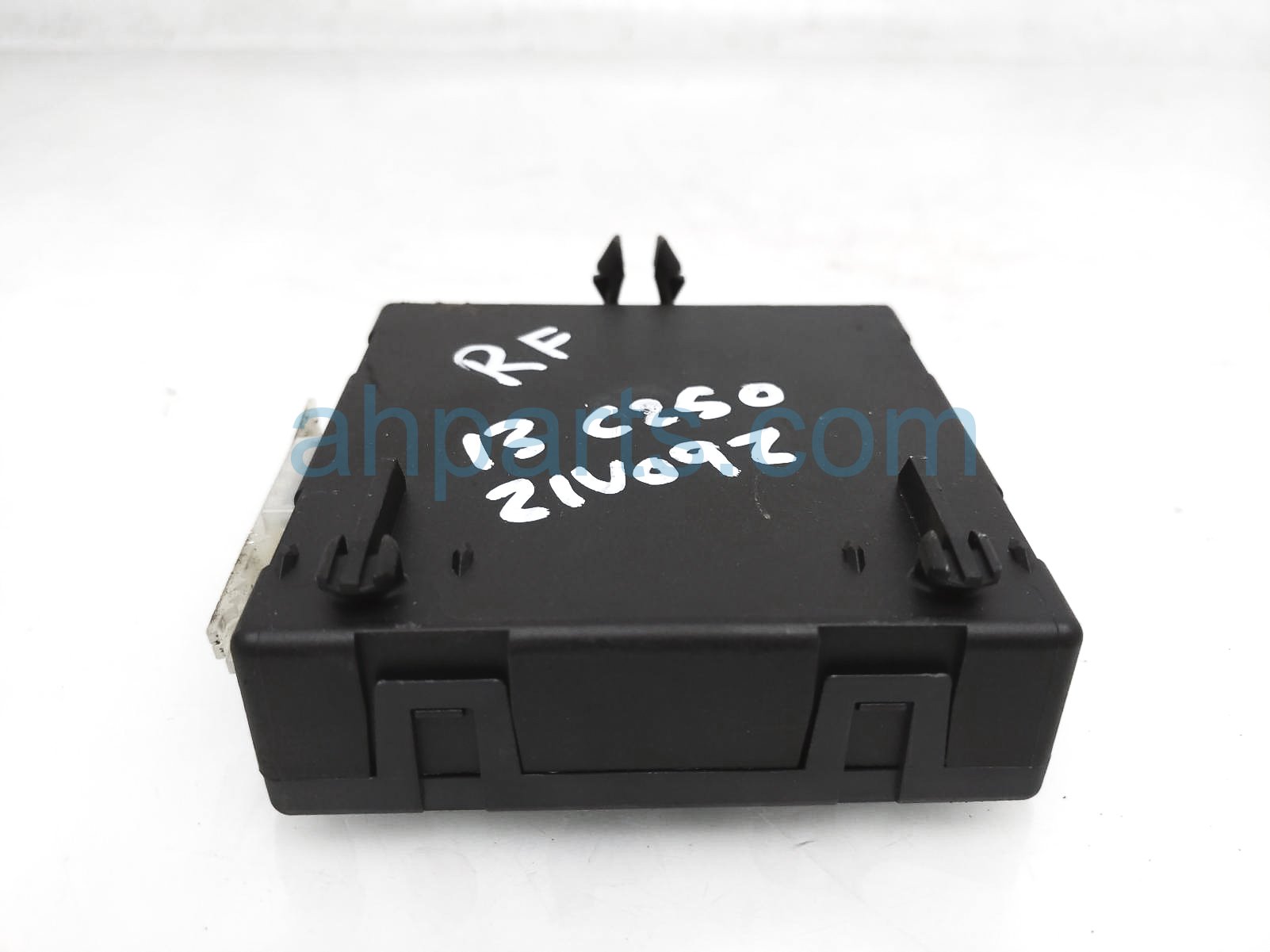 $20 Mercedes FR/RH DOOR CONTROL MODULE UNIT $20 Mercedes FR/RH DOOR CONTROL MODULE UNIT