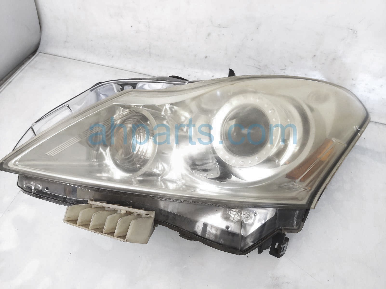 $275 Infiniti LH HEAD LAMP/LIGHT $275 Infiniti LH HEAD LAMP/LIGHT