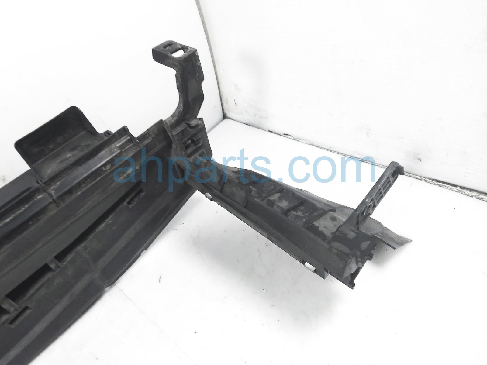 Sold 2021 Buick Encoregx Radiator Baffle 60005607